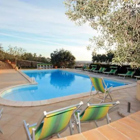 Apartment Bright + Pool Marsala