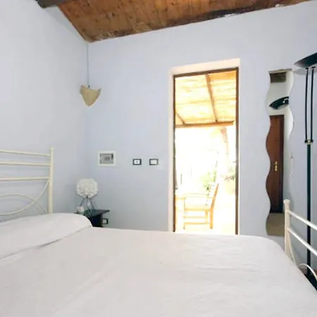 Apartment Bright + Pool Marsala